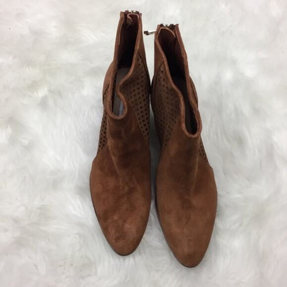 Diane Von Furstenburg 8.5 Womens NWOB Brown Suede Auletta Perforated Booties - Picture 4 of 7